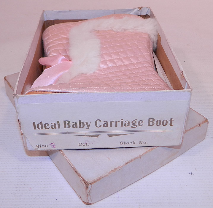 Vintage Ideal Baby Carriage Boot Pink Quilted White Fur Trim Winter Child Shoes & Box
These sweet little girls baby winter carriage snow boots have pink silk ribbon ties on the front for closure and leather bottom soles. 