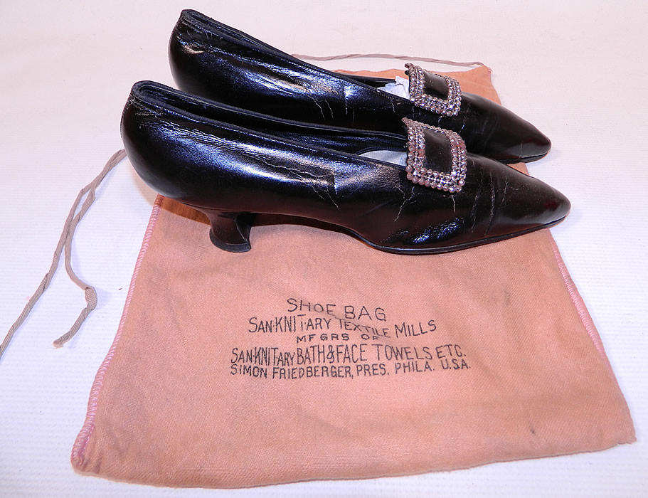 Edwardian Hanan & Son NY Black Patent Leather Steel Cut Buckle Shoes & Shoe Bag
Included is the original soft flannel shoe bag from "San-Knit-Ary Textile Mills Philadelphia" and a printed history of the shoe company.