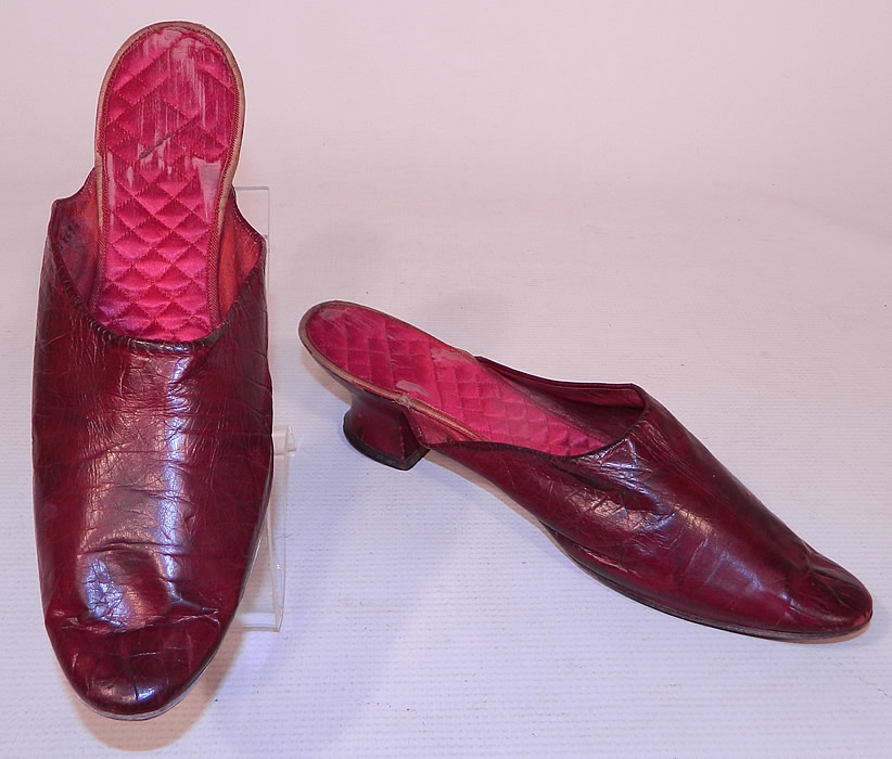 Victorian Womens Red Leather Quilted Silk Lining Backless Mules Slipper Shoes
This pair of antique Victorian era womens red leather quilted silk lining backless mules slipper shoes date from 1870. They are made of a dark red burgundy color leather, with a red quilted stitching silk fabric lining. 