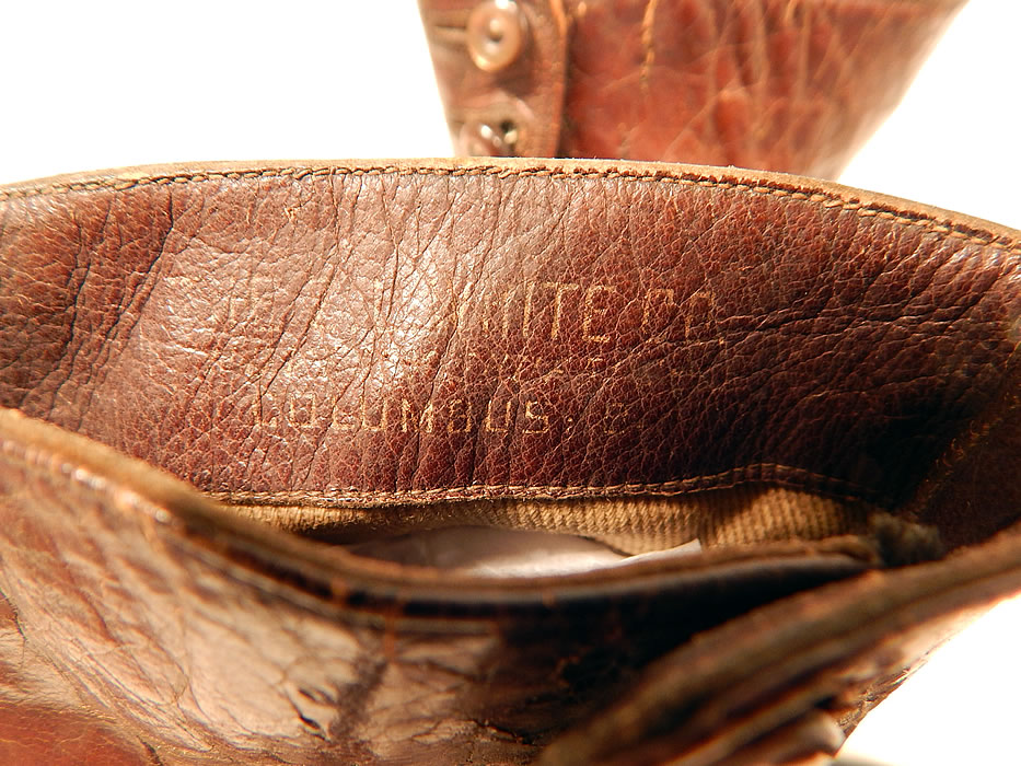Victorian Antique Women's Brown Leather High Top Button Boots Shoe Hook
They are stamped inside "The Z.L. White Co. Columbus, OH" and come with the shoe button hook. 