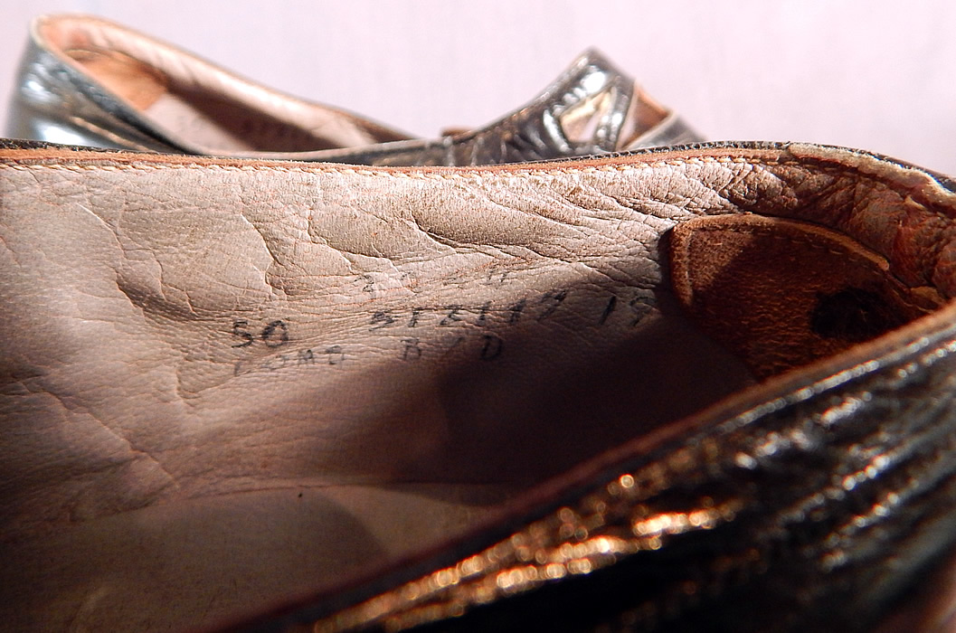 Edwardian Martha Washington Mayer Black Leather Lattice Button Strap Shoes
They have a "Martha Washington Mayer Trademark" label and are stamped inside a size 7 D. 