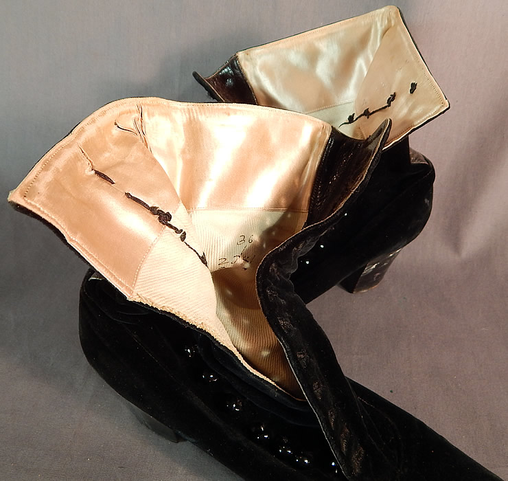 Victorian Black Velvet Pink Silk Lined High Top Button Boots Shoes
They are gently worn, in wearable condition, with only some fraying of the pink silk lining inside and there are 3 shoes buttons missing from one boot. 