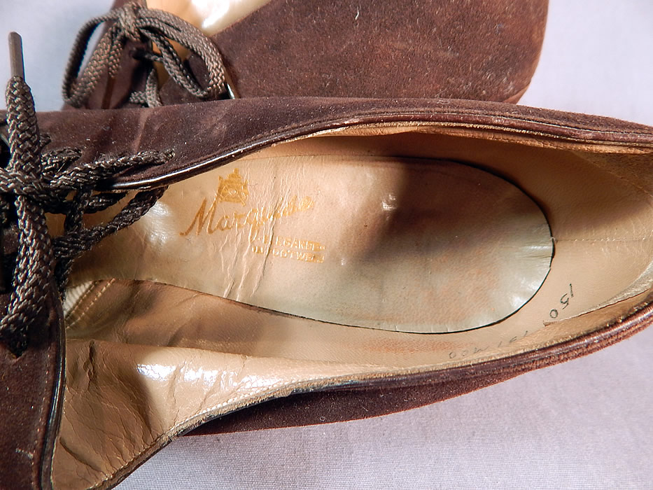 Vintage Marquise Footwear Brown Suede Leather Side Lacing Trim Art Deco Shoes
They are in good condition and have been gently worn. These are truly a wonderful piece of wearable Art Deco shoe art!