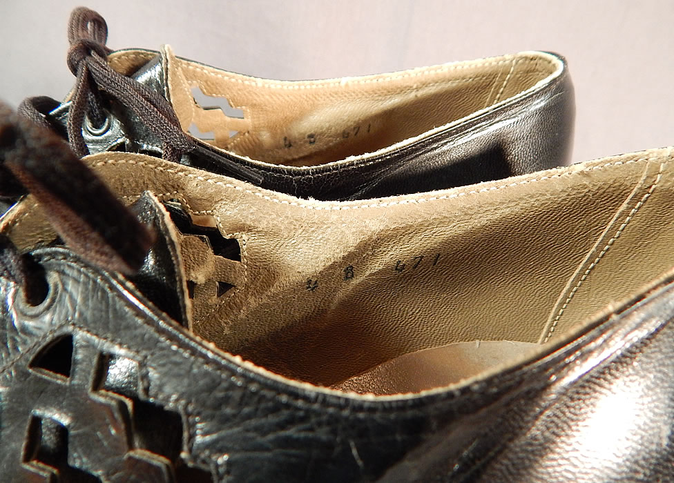 Unworn Vintage Anna Walker Arch Joy Cutout Straps Black Leather Laceup Shoes
They are stamped inside a size 4 B. 