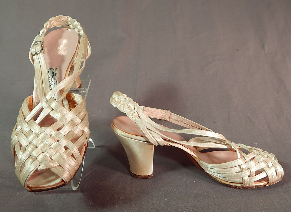 Vintage Chandlers French Room Silk Braided Woven Strap Bridal Wedding Shoes
They are made of an off white cream color silk satin straps woven and braided creating a lattice work decorative design.