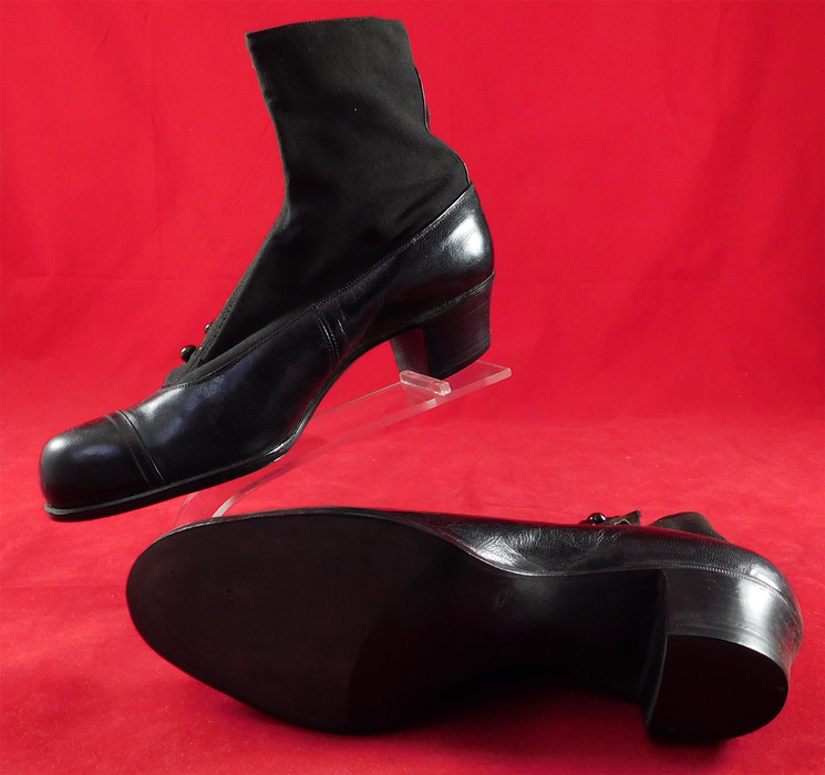Unworn Edwardian Black Wool Cloth Leather Button Boots & Shoe Box
They have never been worn, and are old store stock stored away in a basement of the store since 1910.