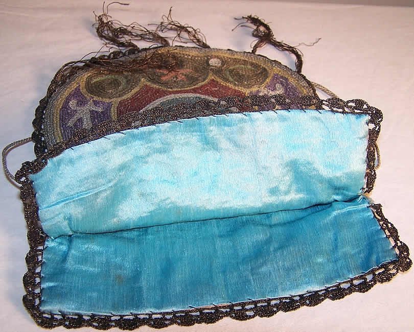 Ottoman Turkish Tugra Embroidered Gold Purse Close up.