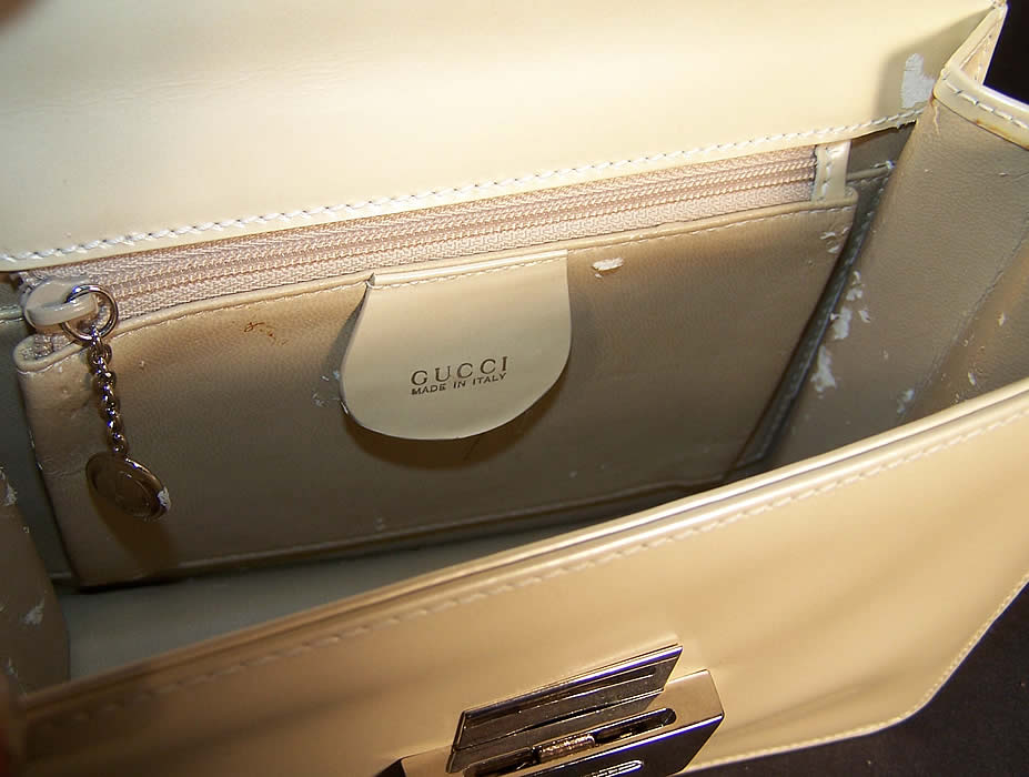 Gucci Cream Patent Leather Small Shoulder Bag Purse Close up.