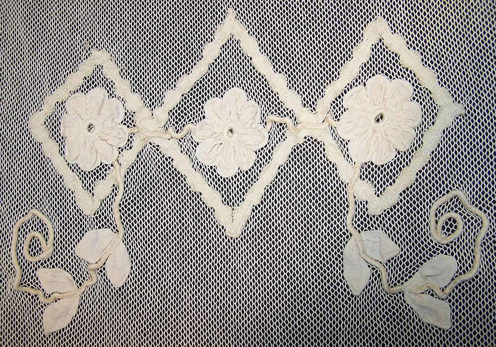 Antique Battenburg Tape Lace Net Bedspread & Pillow Sham