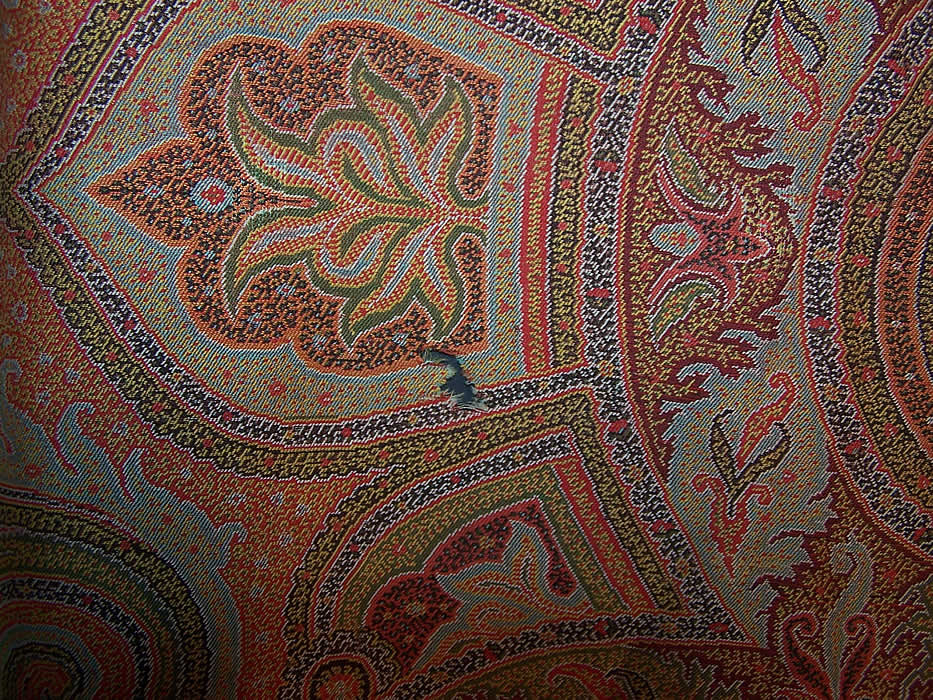 Victorian Antique Large Banquet Size Jacquard Loom Wool Paisley Shawl