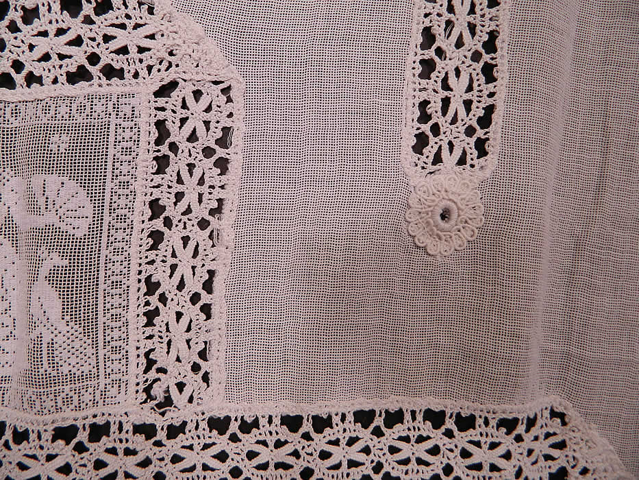 Victorian Antique White Figural Filet Lace Net Drapery Curtain Panel Pair. 