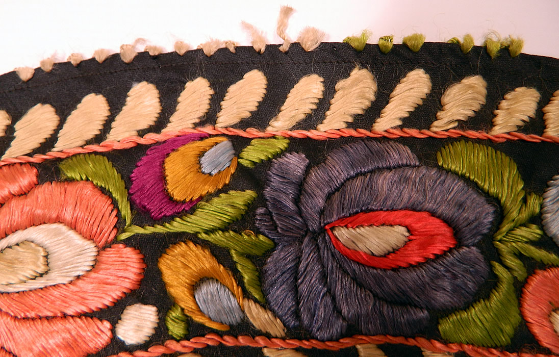 Vintage Matyo Hungarian Folk Embroidery Colorful Floral Round Tablecloth
It is in good condition, but is missing the fringe trim which would have surrounded it and has been cut off. This is a truly a wonderful piece of Hungarian textile folk art! 