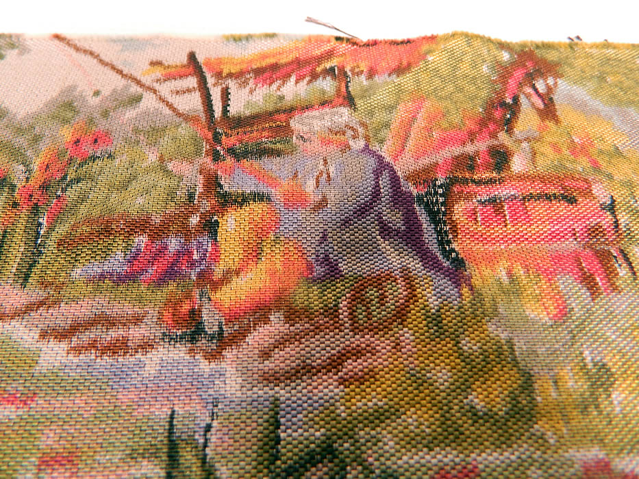 Victorian 18th Century Style French Figural Silk Damask Weave Ribbon Unused Purse Fabric
This would be great for design, study, pattern or created into something new and is truly an amazing, rare piece of antique Victoriana textile art! 