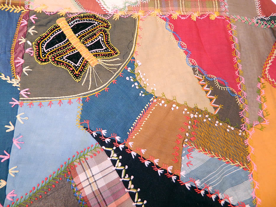 Victorian Antique Worsted Wool Embroidered Needlework Crazy Quilt
It is hand stitched, made of a wide variety of colorful worsted wool woven twill and plain dress fabric pieces with decorative varying stitching techniques, French knots, embroidery, fancy needlework.
