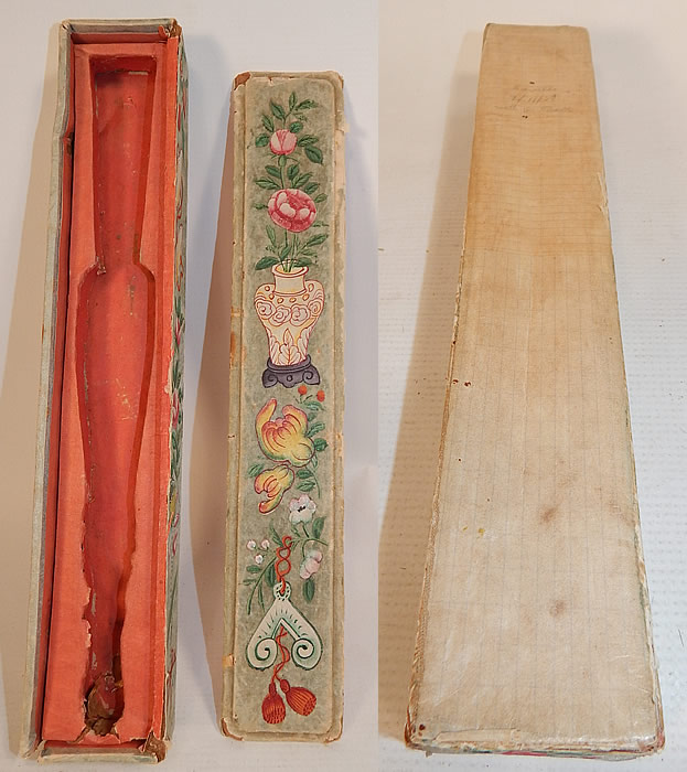 Antique Chinese Volong Canton Hand Painted Peony Flower Vase Paper Fan Box
This antique Chinese Volong Canton hand painted peony flower vase paper fan box dates from the mid 19th century during the Qing Dynasty. It is made of paper mache covered with a hand painted design of auspicious Eight Buddhist symbols of good fortune and a peony flower vase on the lid top.