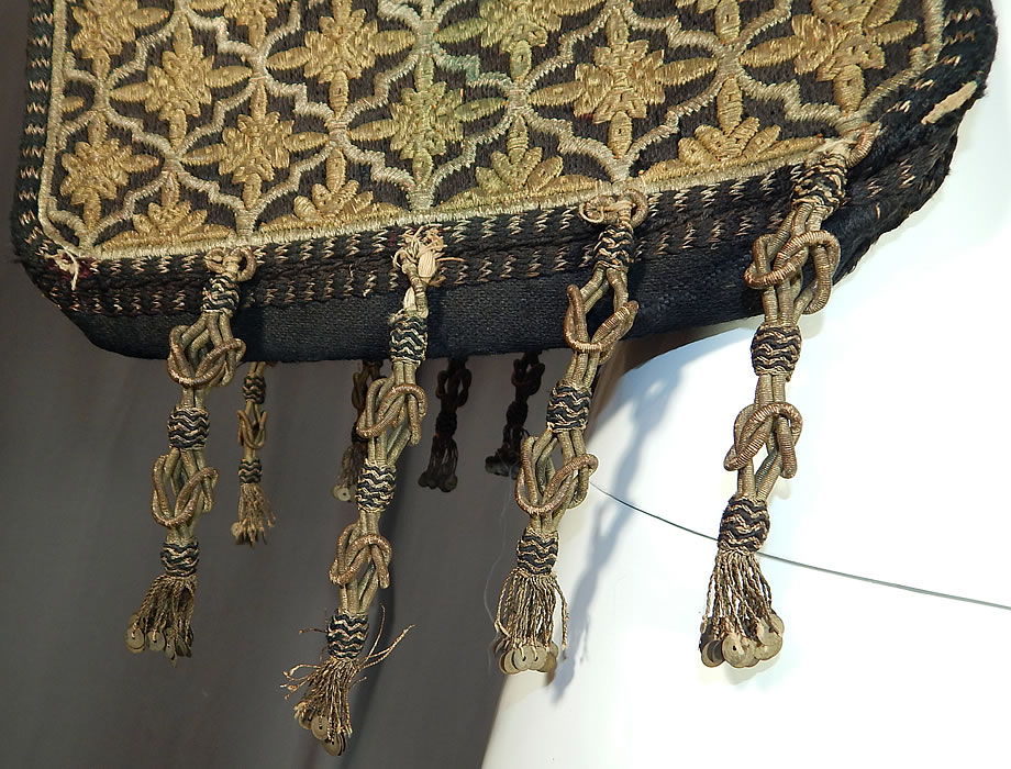 Moroccan Antique Gold Metallic Embroidered Double Saddle Messenger Bag
It is made of a black heavy cotton twill canvas fabric with gold metallic thread embroidery work and knotted gold tassel sequin ends trim hanging down from the bottom. 