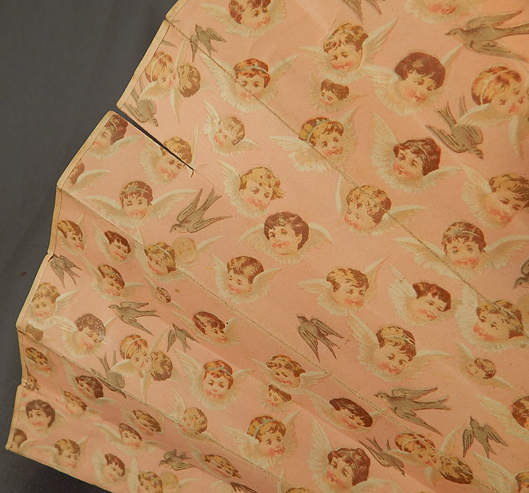 Victorian Baby Cherubs Angel Doves Print Pink Paper Pleated Large Folding Fan
It is in good as-is condition, needing some minor restoration, with a few small rips in the paper peeling on the bottom folds and a tear on the top pleated fold (see close-ups). 