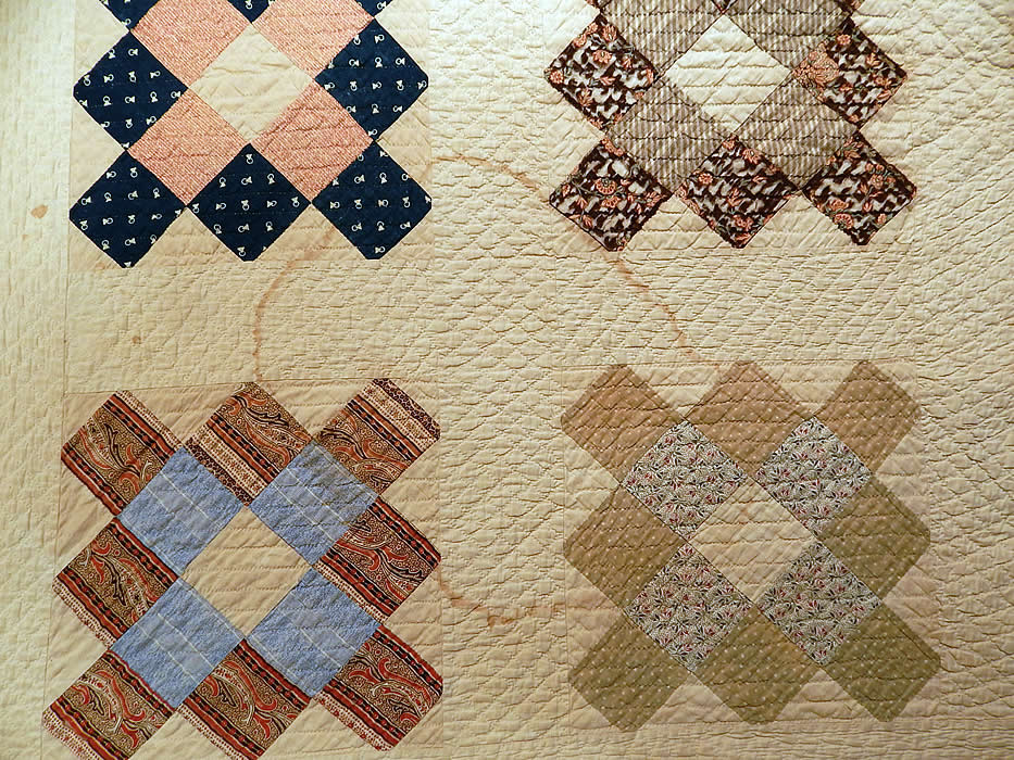 Victorian Antique Chintz Calico Cotton Fabric 12 Patch Square Block Quilt
This early quilt has been beautifully handmade with wonderful workmanship, done in a 12 patch signature square style pattern design and tiny quilted stitching, approximately 10 stitches per inch. 