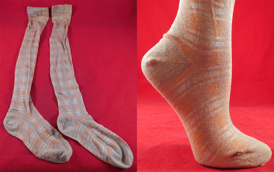 Victorian Wool Peach Beige White Check Plaid Pattern Thigh High Stockings Socks
These ladies lovely long thigh high stocking socks have a solid beige brown ribbed band top, capped toes and heels. They measure 28 inches long from the thigh top to toe bottom, with a 9 1/2 inch long foot from toe to heel. 